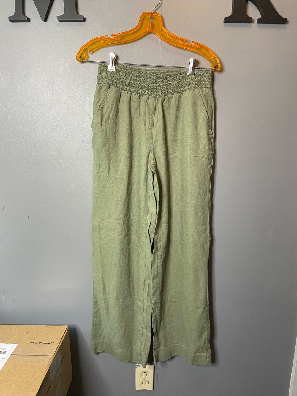 BRIGGS Smocked Waist Wide Leg Linen Pants - Olive Green size small